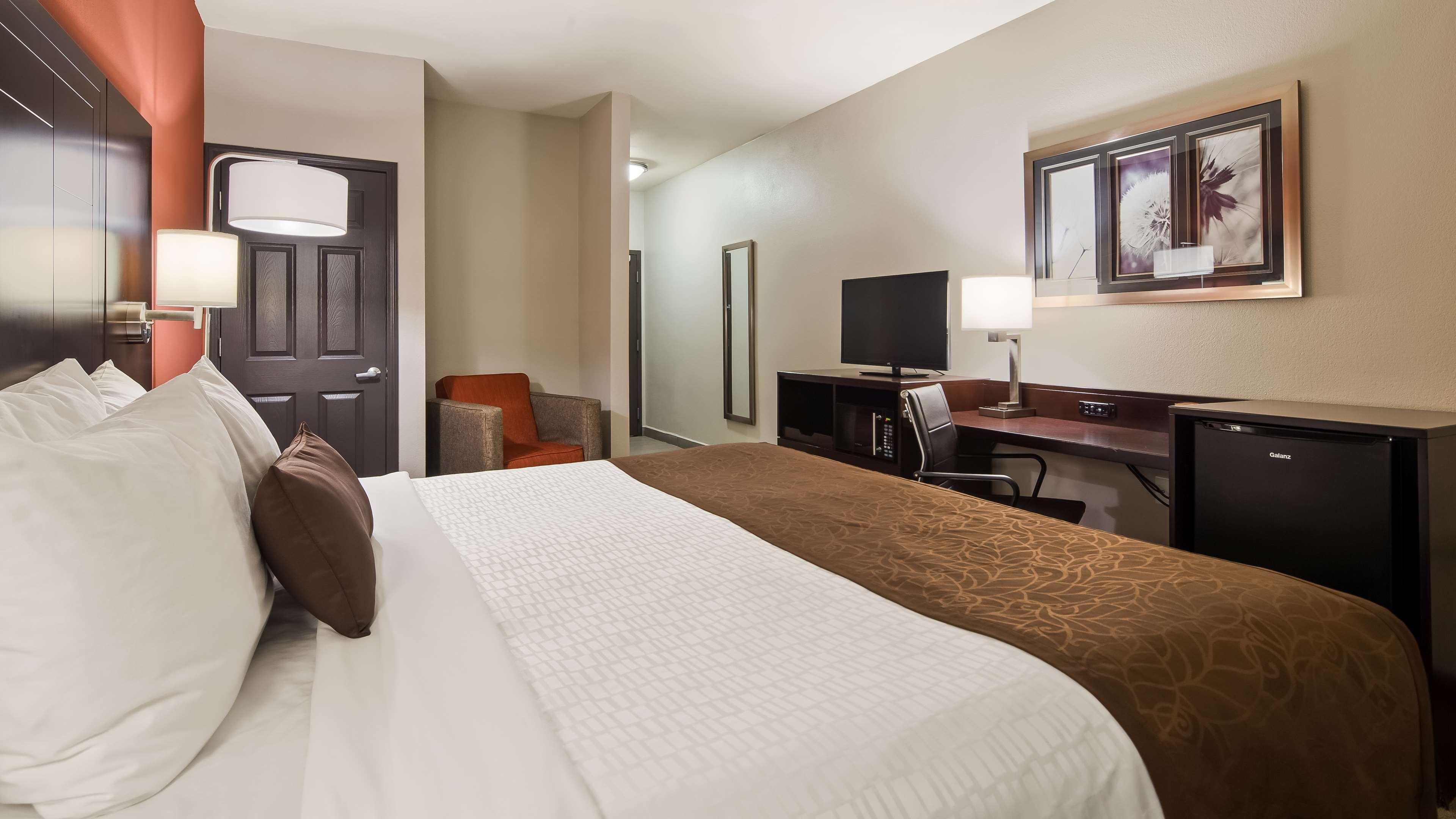 Best Western Plus Lee'S Summit Hotel & Suites מראה חיצוני תמונה