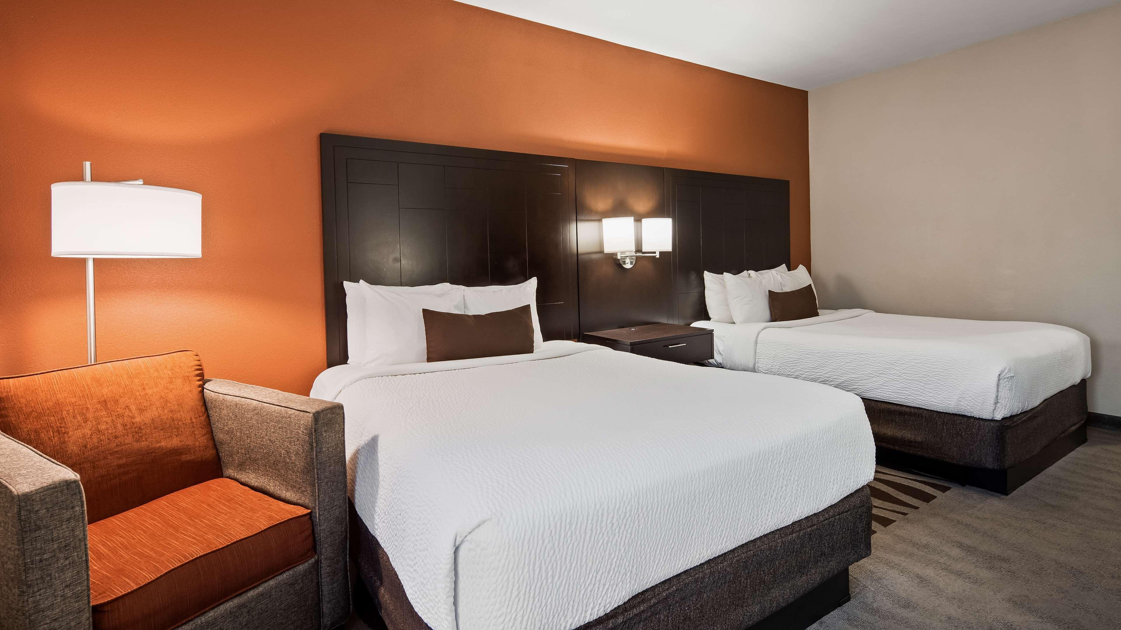 Best Western Plus Lee'S Summit Hotel & Suites מראה חיצוני תמונה