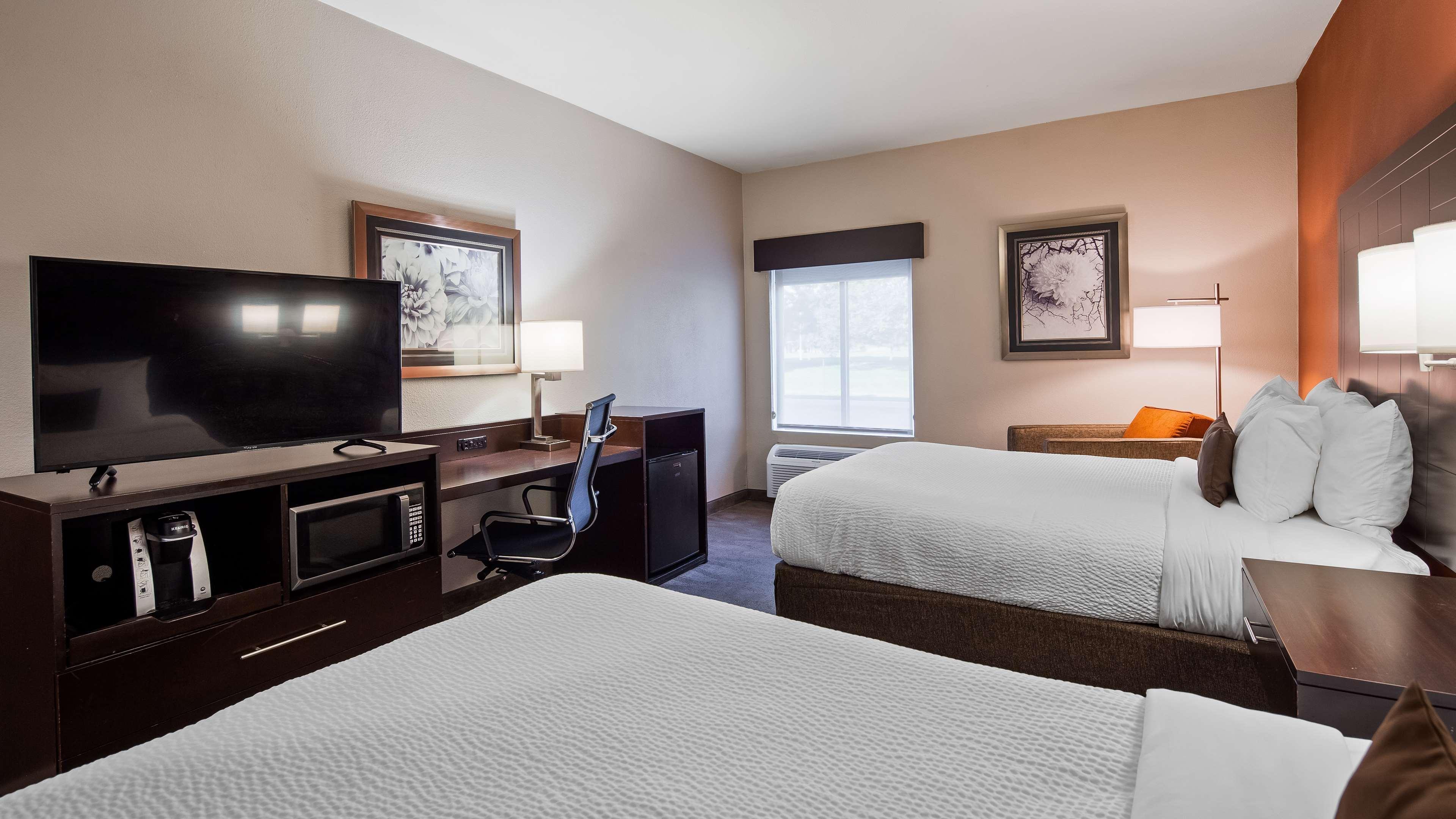 Best Western Plus Lee'S Summit Hotel & Suites מראה חיצוני תמונה