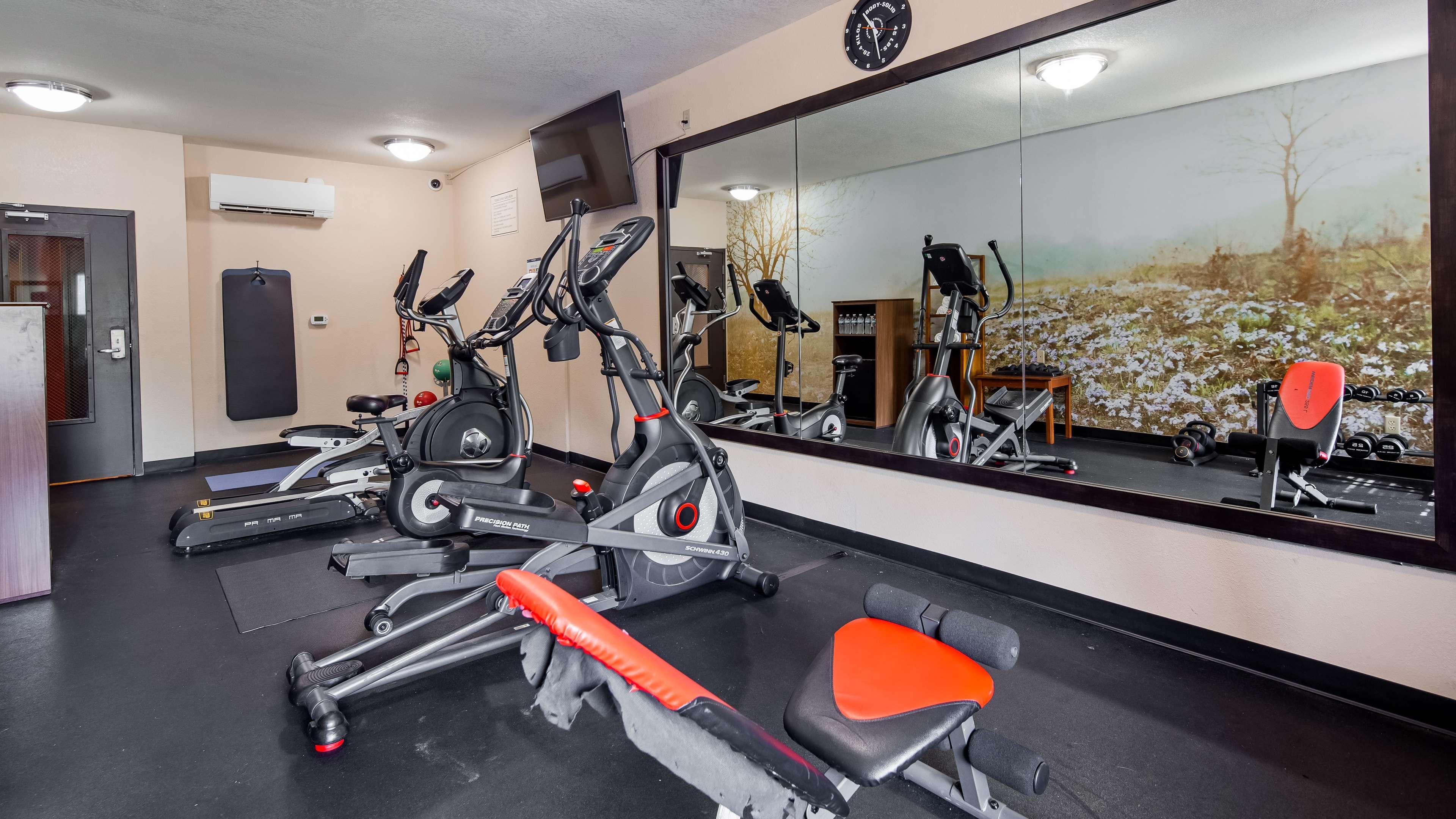 Best Western Plus Lee'S Summit Hotel & Suites מראה חיצוני תמונה